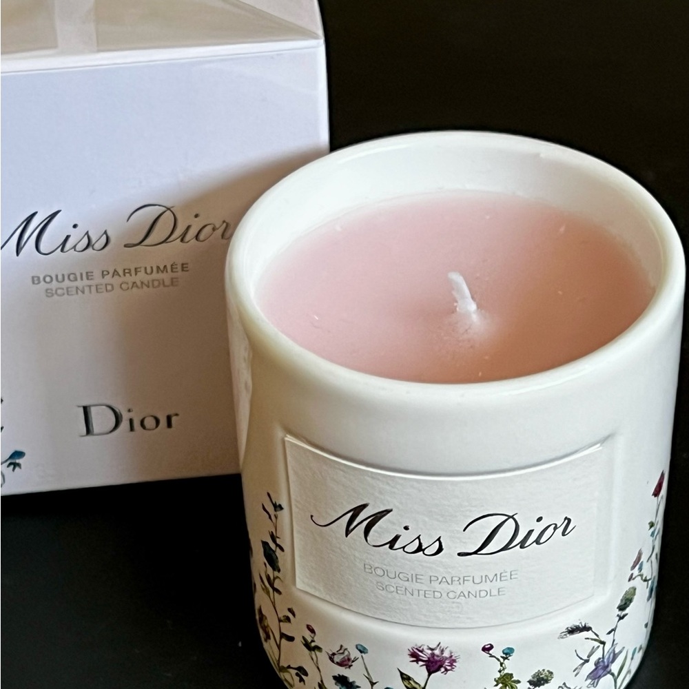Dior Miss Dior Pink Scented Candle